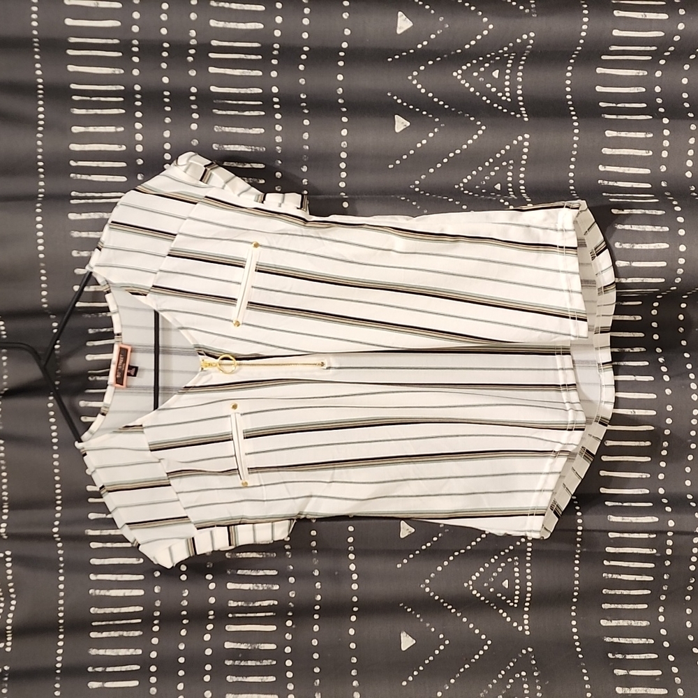50th Street PS blouse NWOT